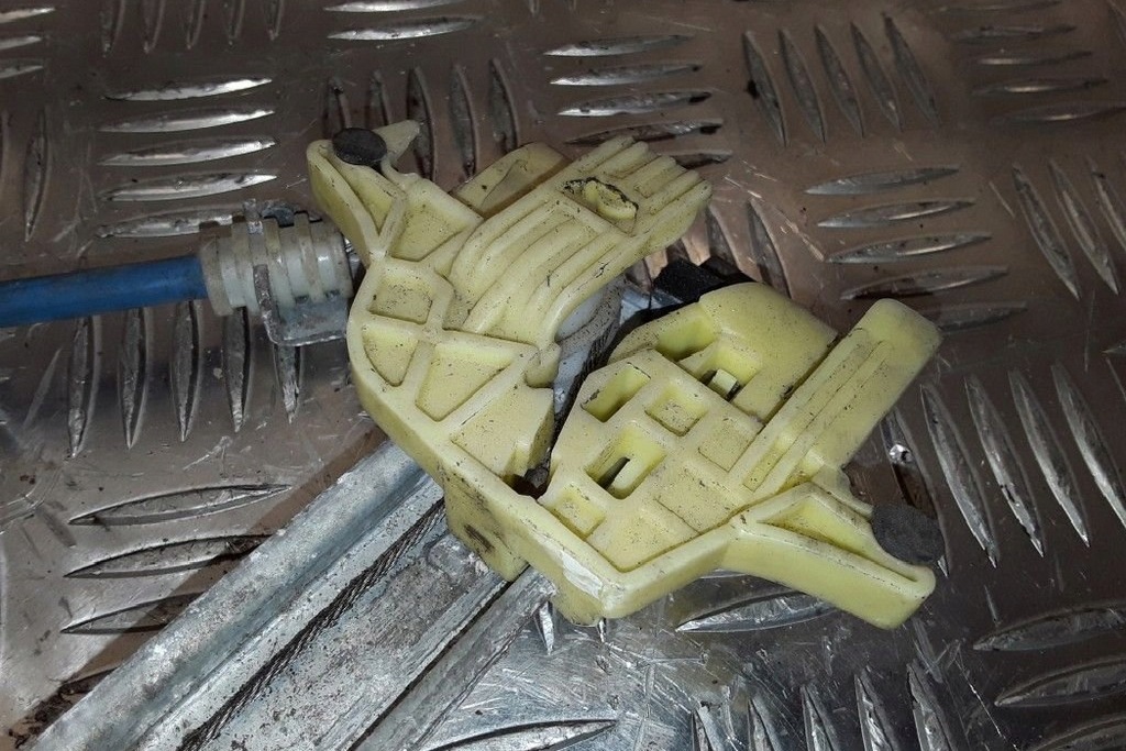 фото №8, Підйомник скло задніх лівих двері citroën xsara picasso n68 51894f