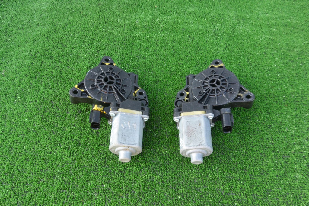 фото №1, Моторчик скло правий перед задня kia sportage 15-