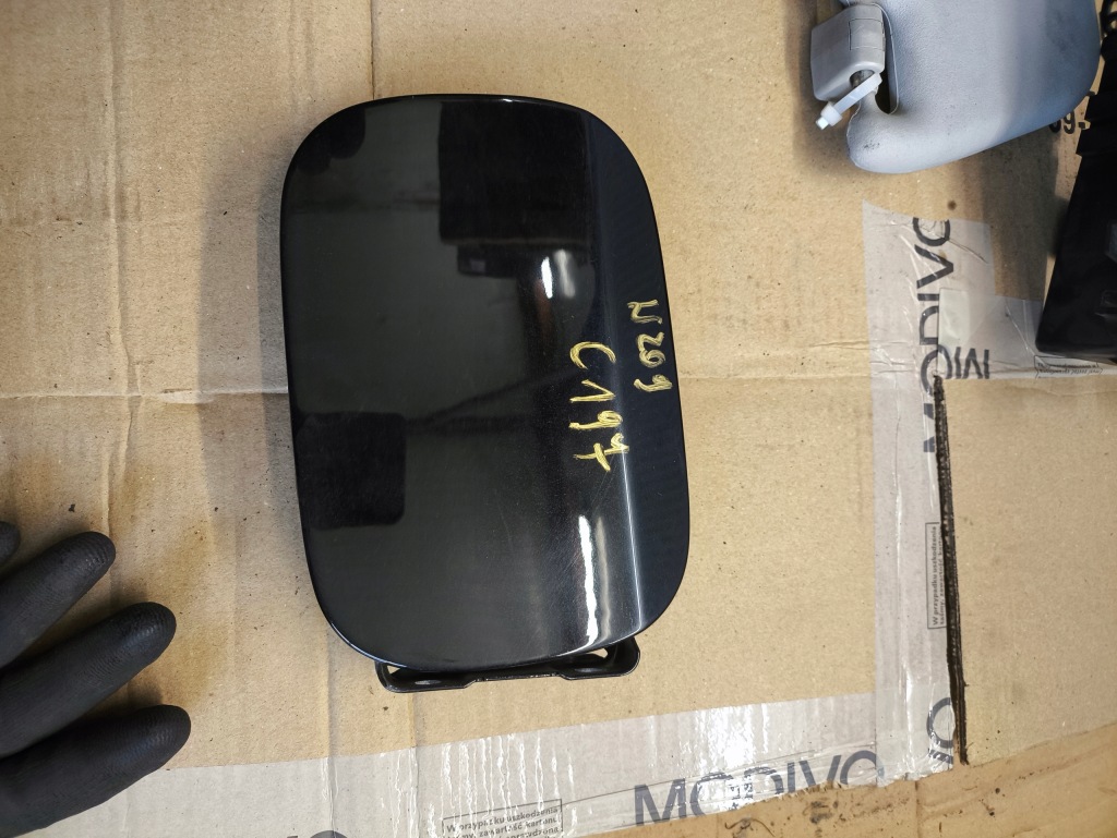 фото №1, Mercedes w209 кришка заливної пального mercedes w203 a0005843117 ?