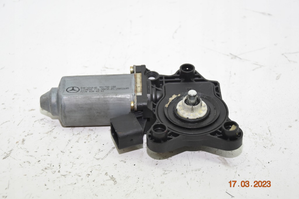 фото №1, Моторчик стекло левый mercedes cl w215 a2208204542