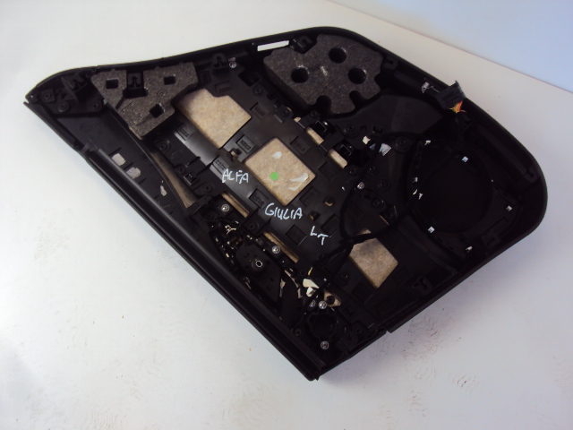 фото №7, Оббивка двері лівий задня alfa romeo giulia