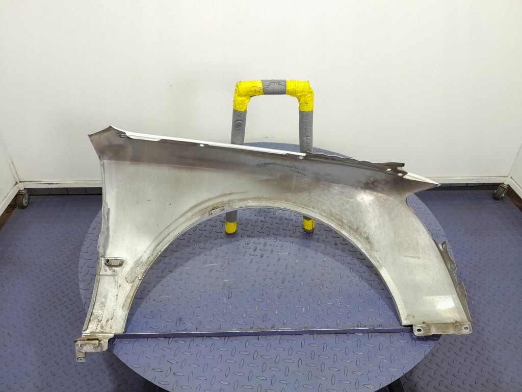 фото №8, Audi a8 d3 lift крыло перед передний левый ly7w