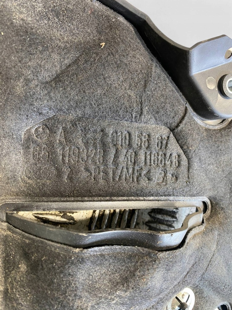 Mercedes-benz gls x166 захист двигуна a1660105867 Київ