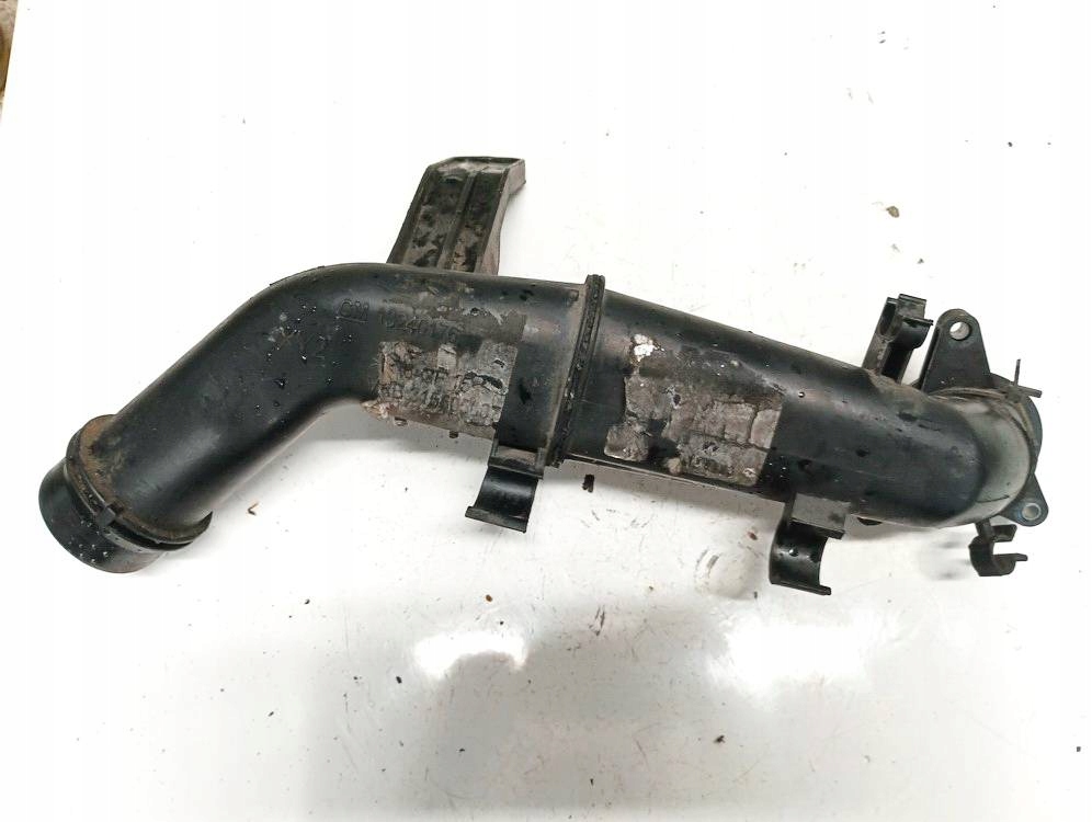 Купити Opel insignia патрубок інтеркулер 2011 2.0l 13240176