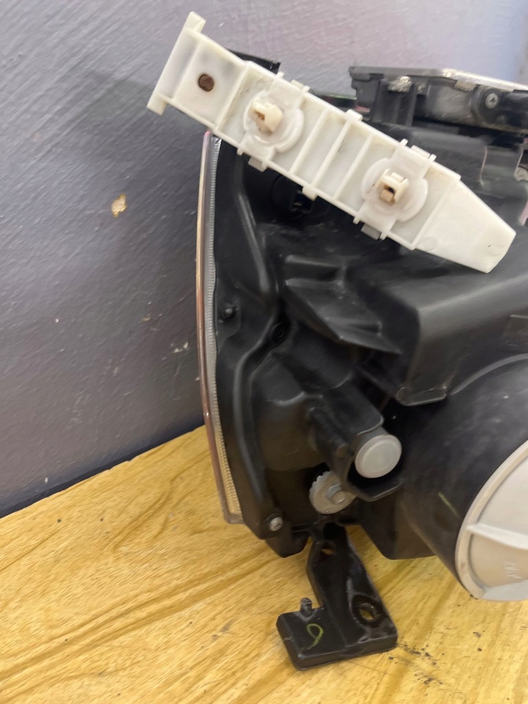 фото №8, Suzuki grand vitara ii 2009 лампа передняя