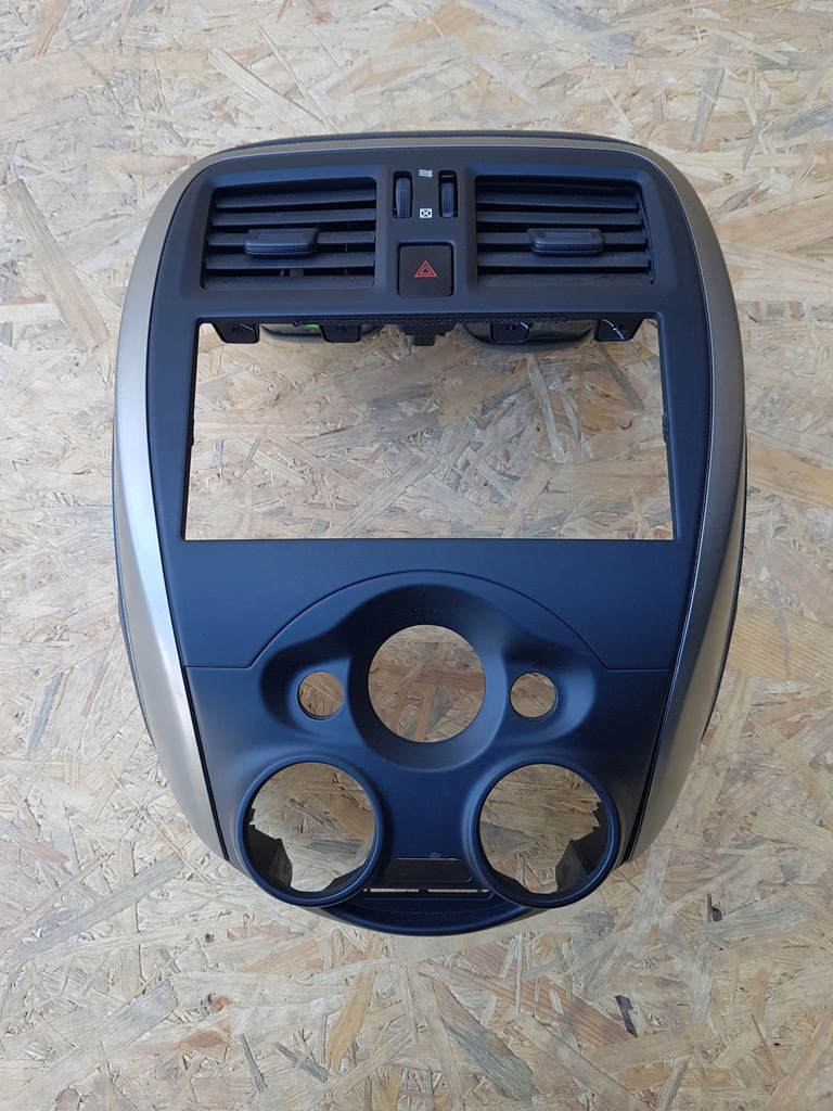 фото №1, Nissan micra k13 панель средний радио