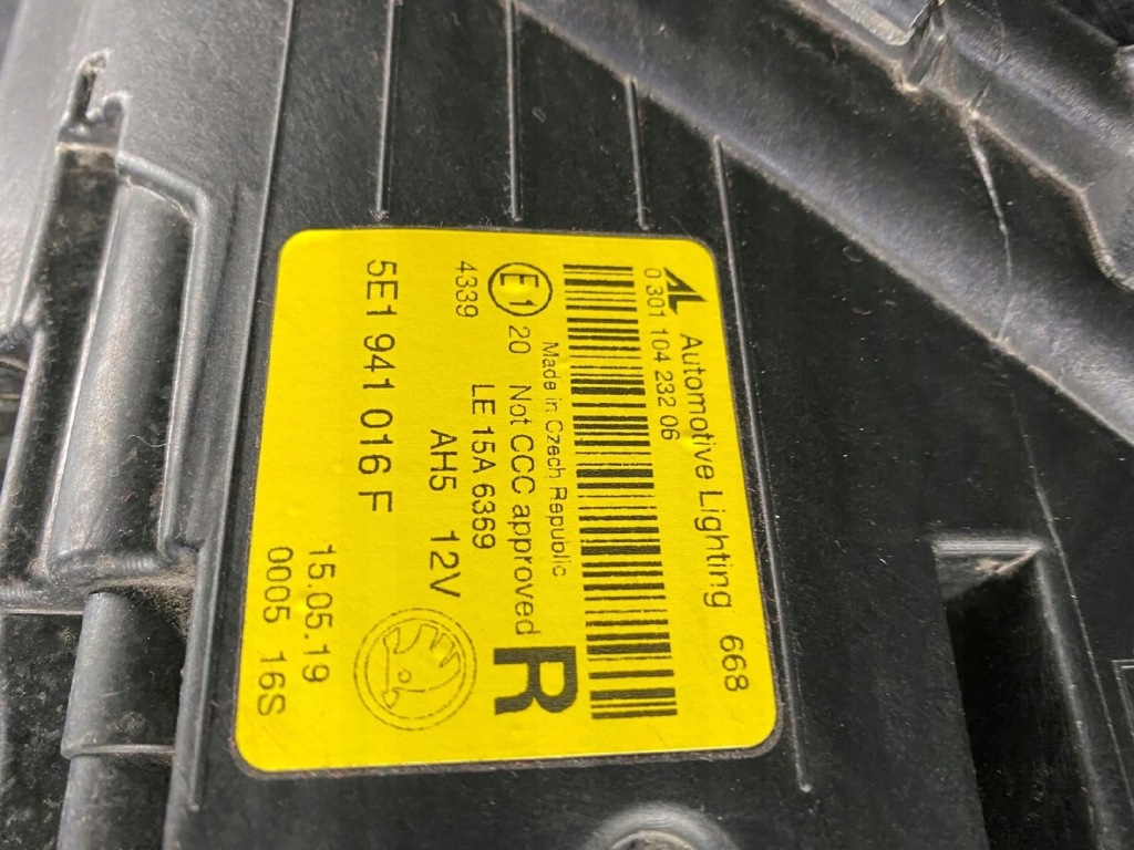 Skoda octavia 3 рестайлінг  фара led права ліва перед Київ