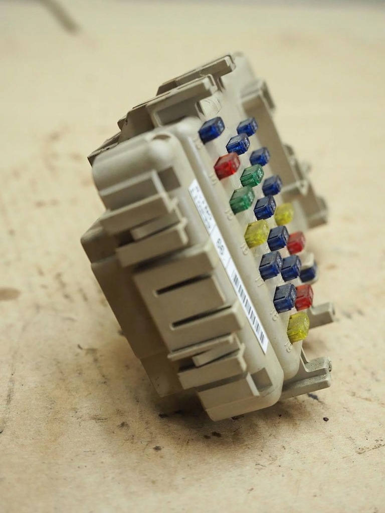 фото №7, Subaru legacy iii коробка модуль bsi 110239