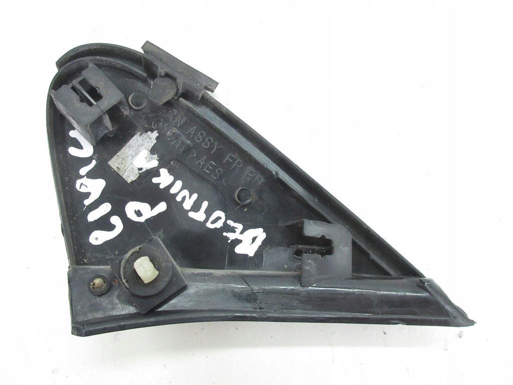 фото №5, Honda civic vii 5d hb 1.4 16v 90 km d14z6 заглушка трикутник крила