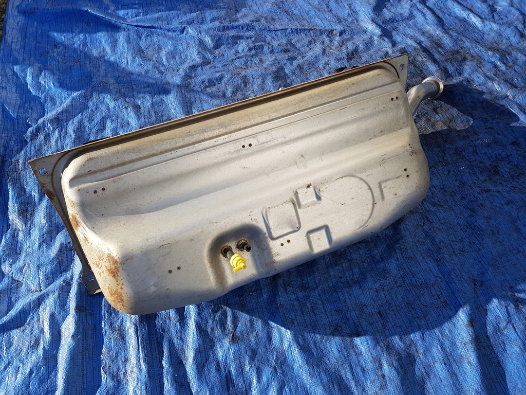 фото №9, Bak бак пального mercedes slk r171 w171 бензин