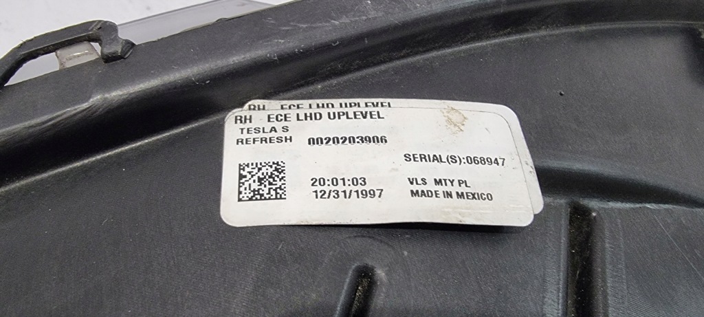 Фара правый перед передняя tesla s рестайлинг  full led 16-20 Киев