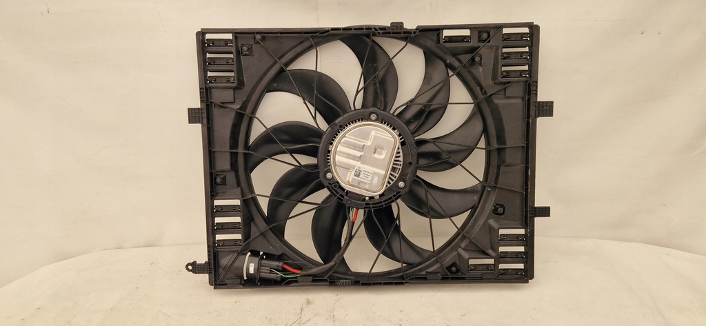 фото №1, Mercedes amg 1000w вентилятор радиатора