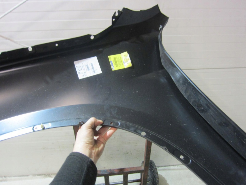 Bmw x1 f48 крыло  правый  перед передний 668 schwarz 2 чёрный 41007427300 Оригинал