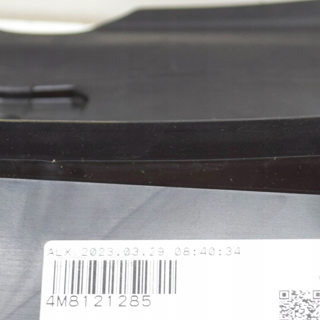 фото №8, Audi q8 4mn радиатор upper air guide 4m8121285 oem