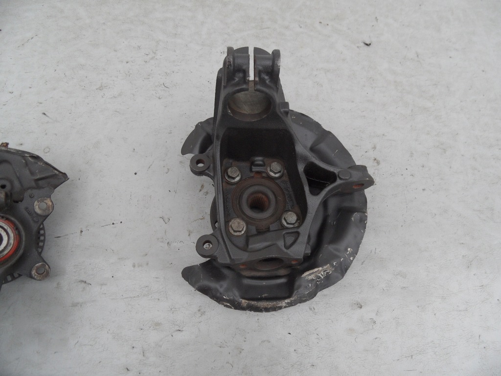 фото №2, Поворотный кулак ступица правая перед mini countryman r60