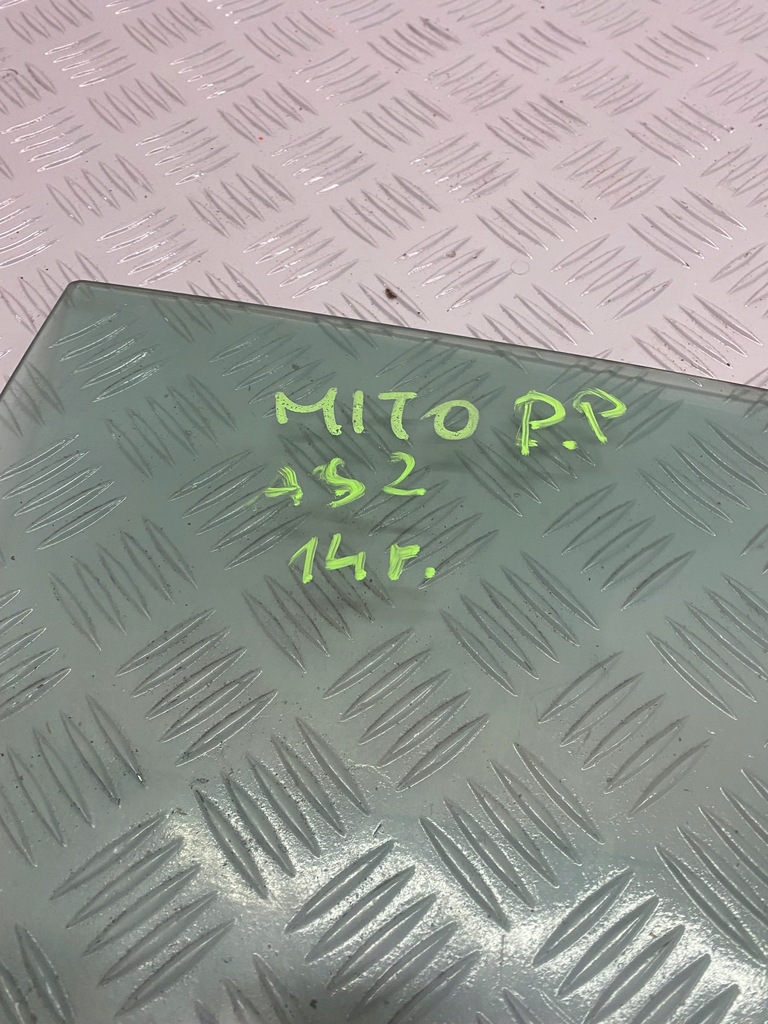 фото №4, Стекло дверь alfa romeo mito 2014r. правая передняя