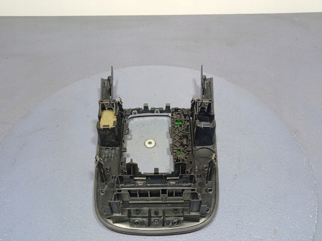 фото №5, Audi q5 8r защита средняя рамка выборщик переключения передач 8k0864261