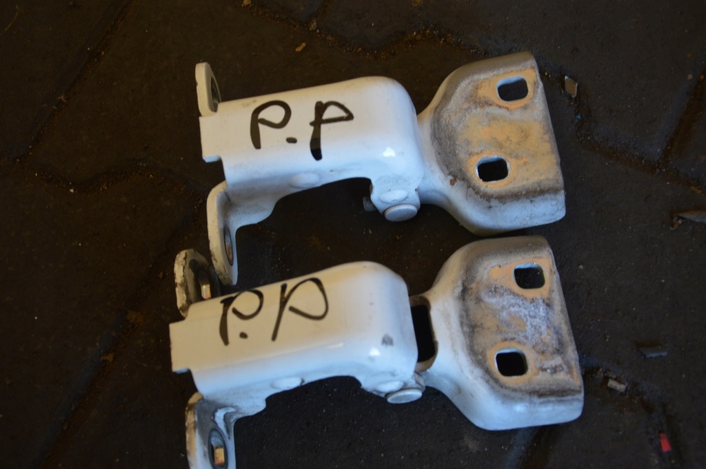 фото №1, Renault trafic ii петли дверь правый перед