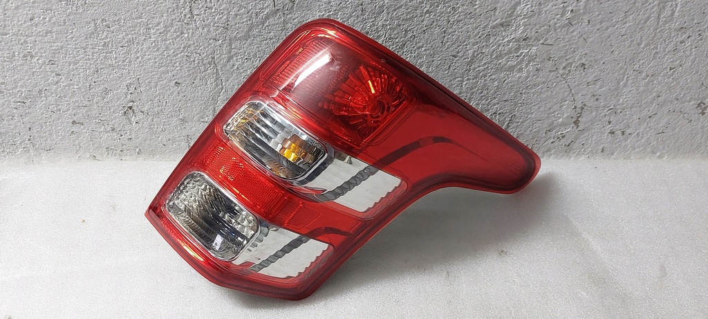 фото №1, Fiat fullback лампа права задня