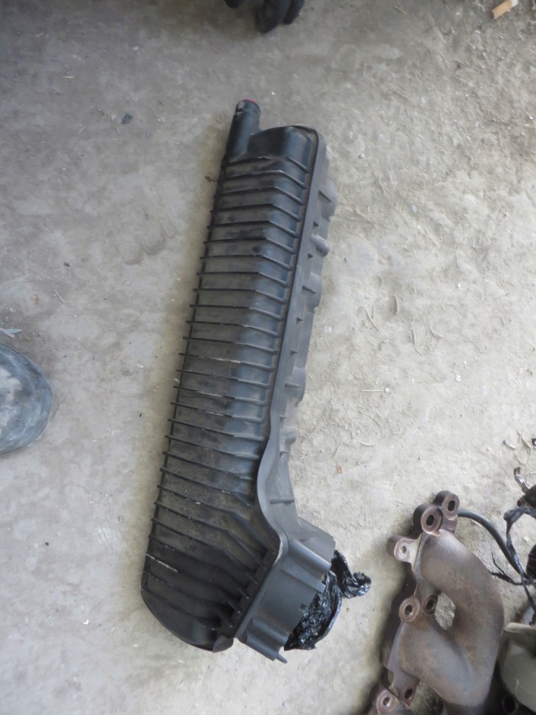 фото №1, Vkolektor всмоктуючий volvo s40 ii v50 30646520 2.5 t5 x