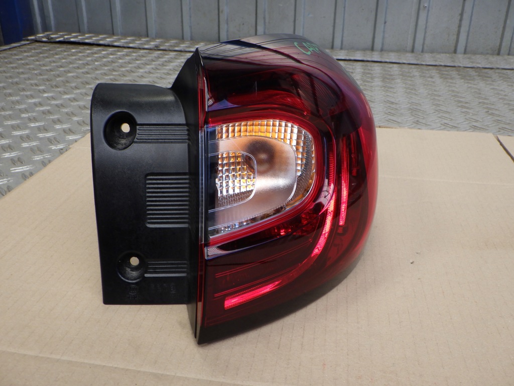 фото №2, Renault captur lift лампа led правая задняя