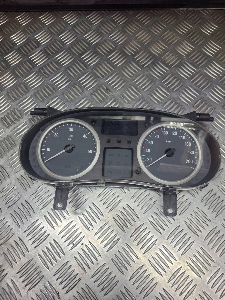 фото №2, Opel vivaro 2008 лічильник / спідометр