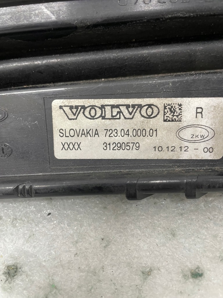 Протитуманна фара правий drl led volvo v40 2 2 12- 31290579 Недорого