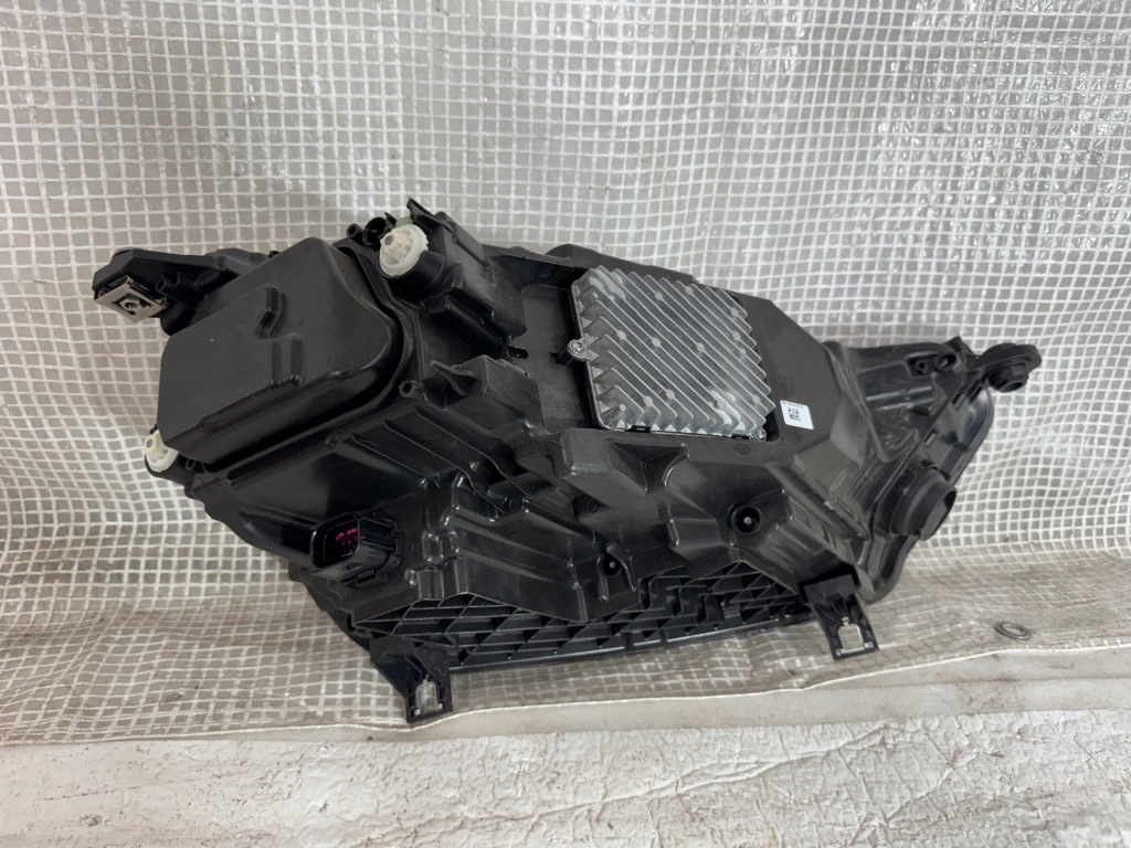 Audi q5 80a рестайлінг  ліва фара full led Доставка