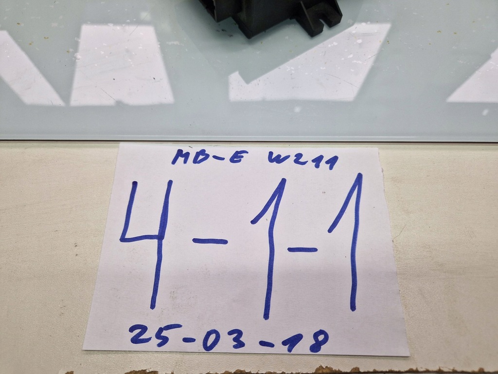 фото №7, Mercedes-benz e w211 2005 блок управления / модуль заднего подвеска pneumatyczn