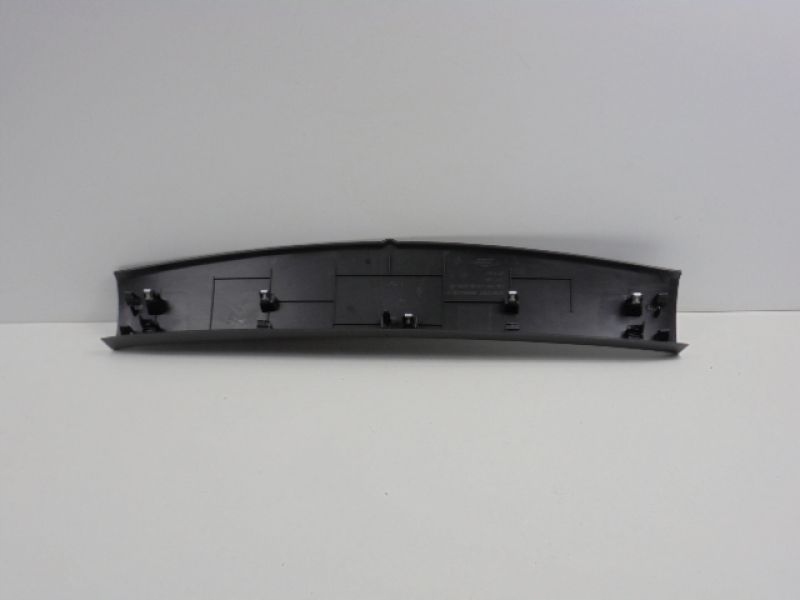 фото №7, Megane iv kombi спойлер задня накладка oryg