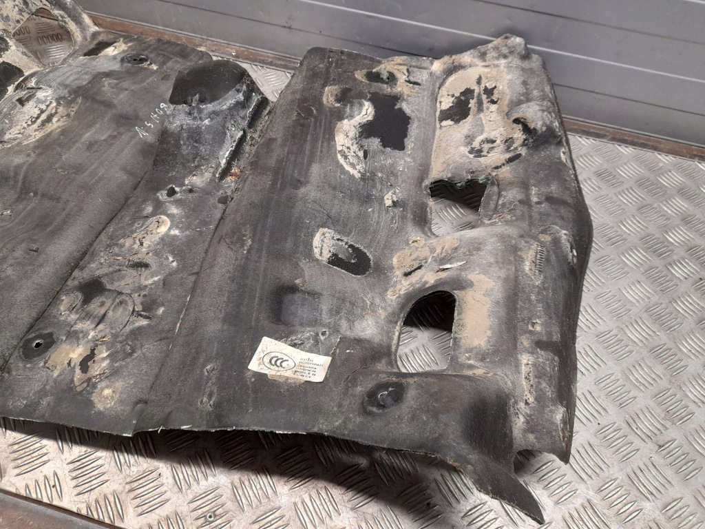 Audi q5 sq5 2018 середина накладка теплова труби випускної Недорого