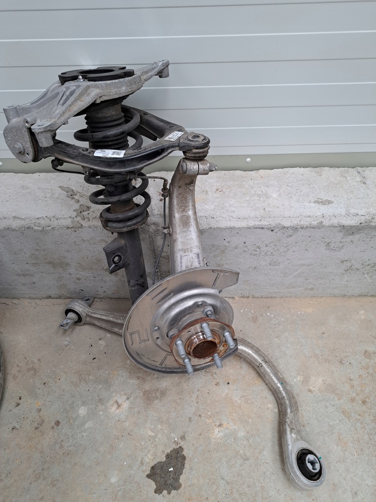 фото №1, Tesla iii model 3 поворотний кулак перед rwd важелі амортизатор лівий перед