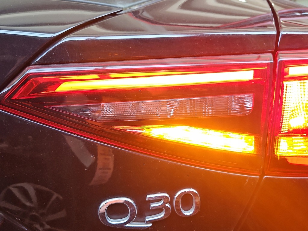 фото №1, Лампа задня задня права кришки infiniti qx30 q30 led valeo оригінальний номер
