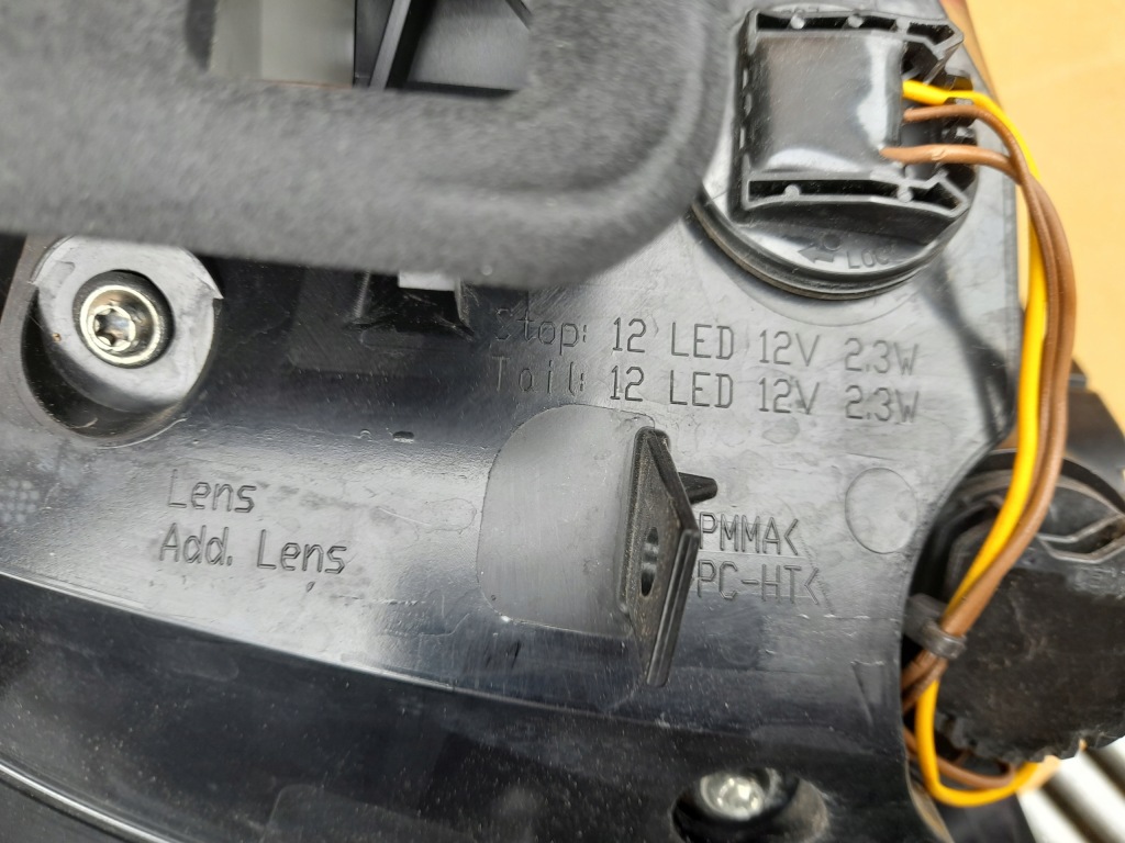 фото №5, Vw golf vi cabrio лампа задняя задняя правая led