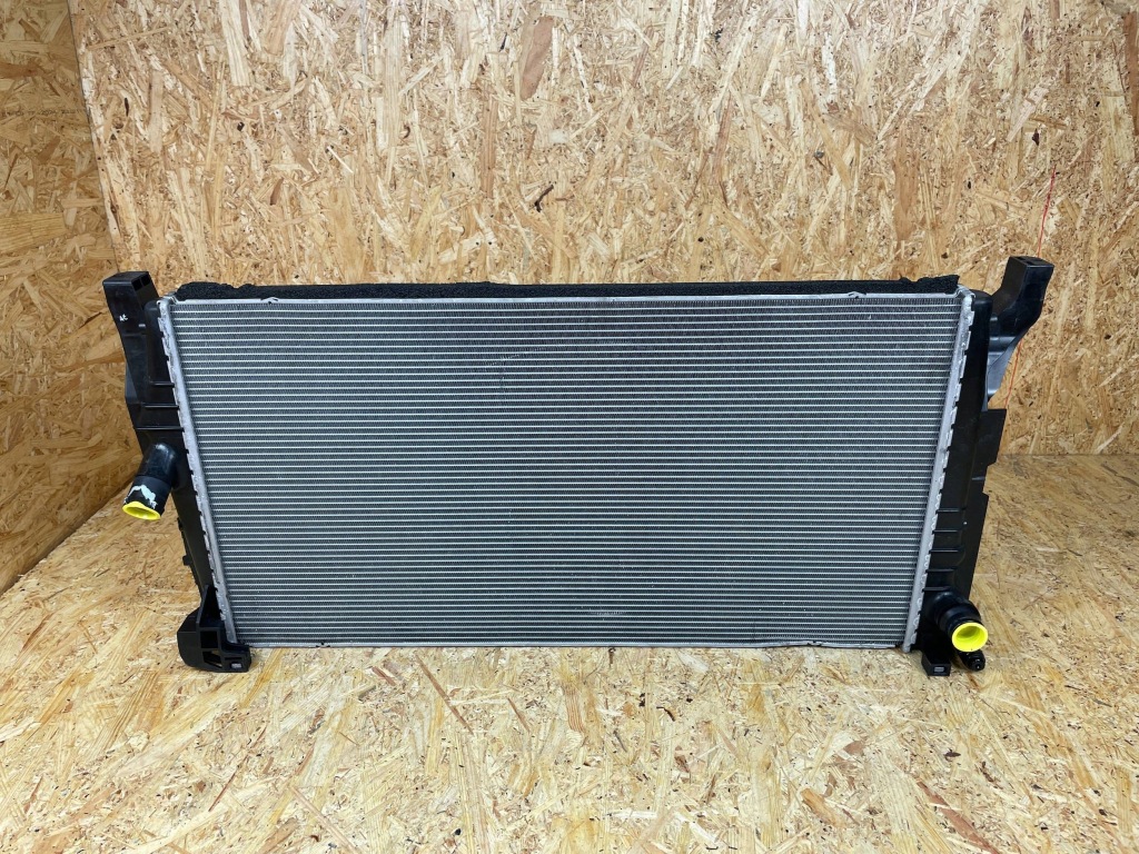 Купити Радіатор води bmw f39 f40 f45 f48 mini f55 f56 f57 f60 7617639