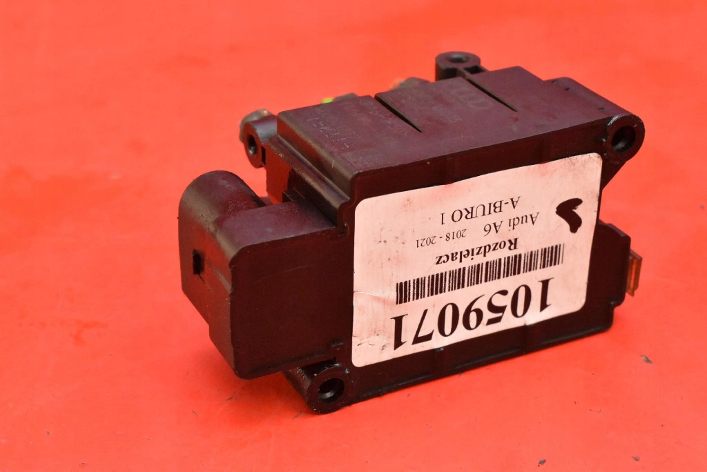 Розподільник підвіска 4n0616013 audi a6 c8 3.0 tdi 286 km quattro 18-21 Недорого