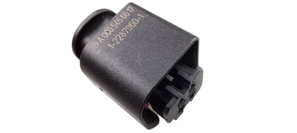 фото №1, Штекер колодка нижня радара distronic mercedes a0005456617