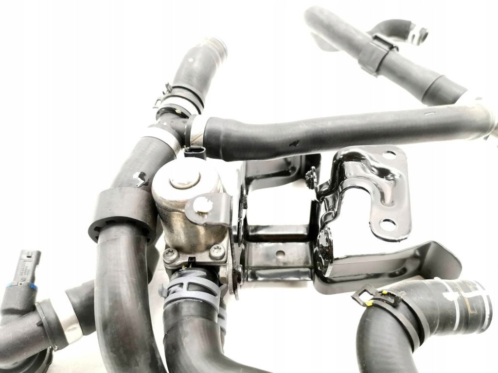 фото №11, Клапан води vw passat b8 golf vii tiguan ad1 id.4 5q0906457c новий org