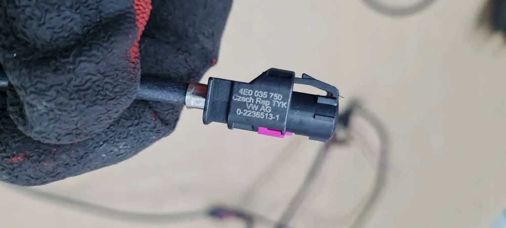 фото №9, S3 8y a3 шланг кабель дисплея экрана vw audi 4e0035750