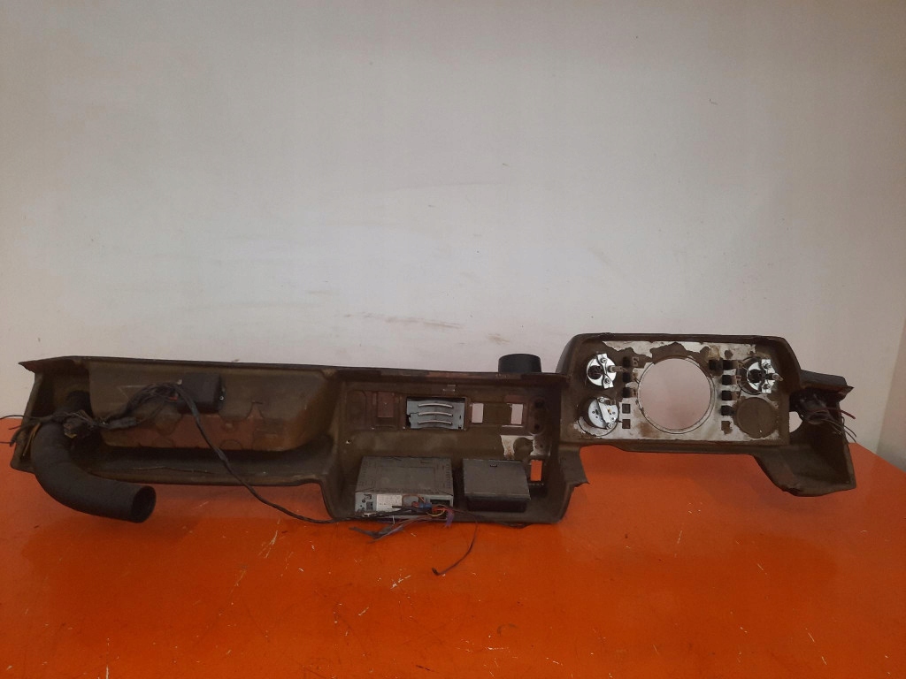 фото №7, Mercedes t1 приборная панель приборная приборная панель консоль