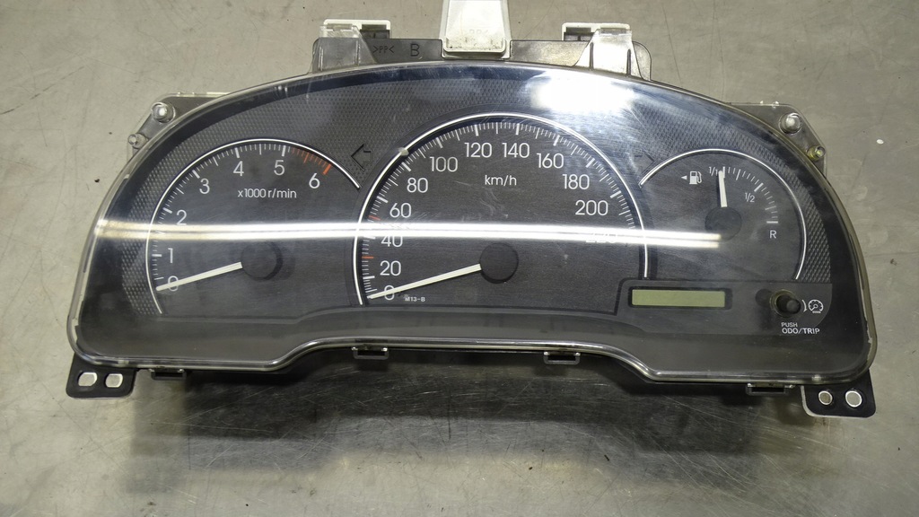 фото №1, Счетчик toyota avensis verso 2.0d4d