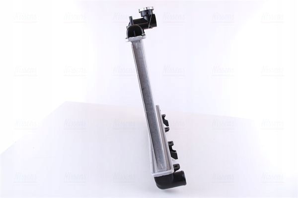 Радіатор двигуна nissens 67708 32007317 Оригінал