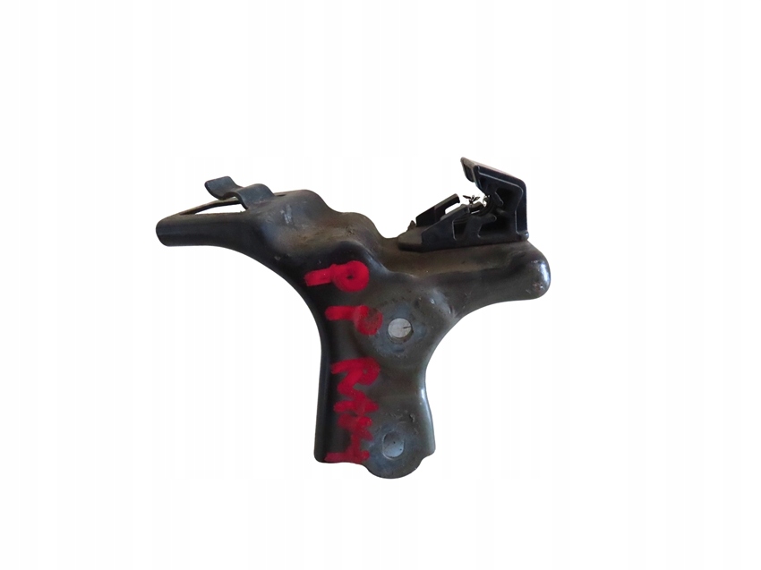 Купити Кронштейн ліхтарі  передньої правої toyota rav4 2 2000-2005 рік