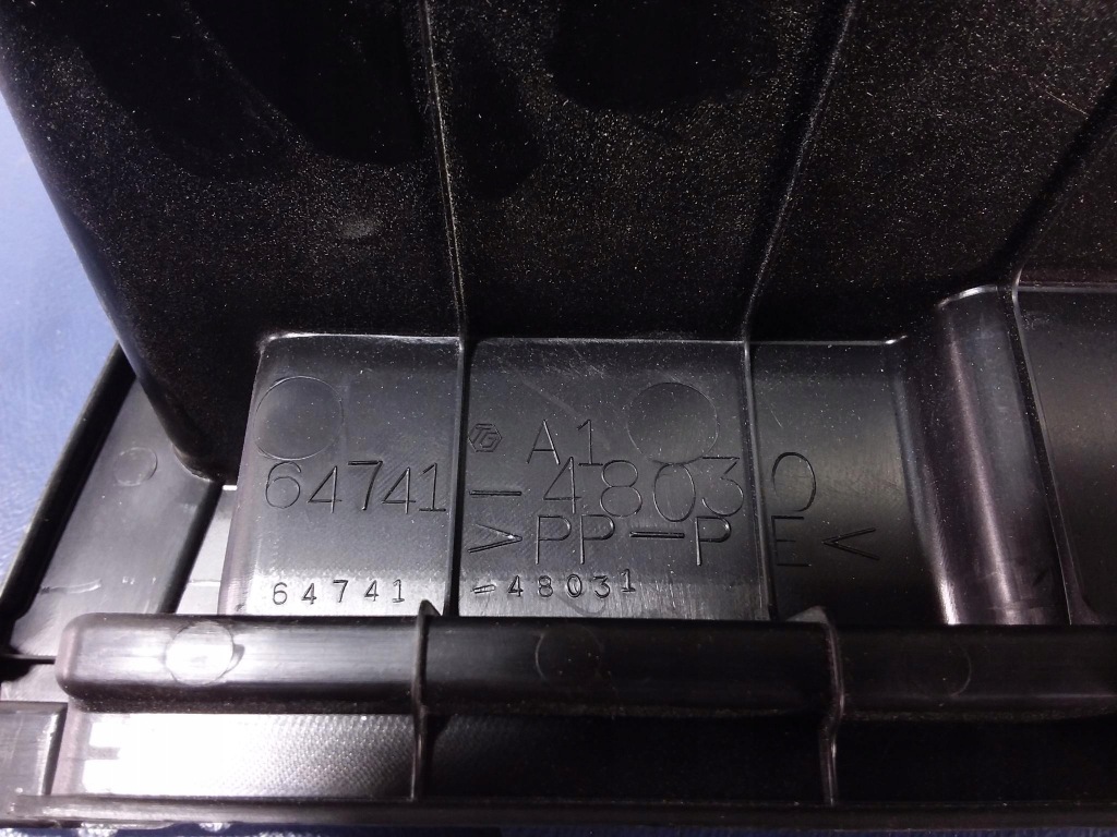 Lexus rx ii xu30 бардачок ниша багажника правая Недорого