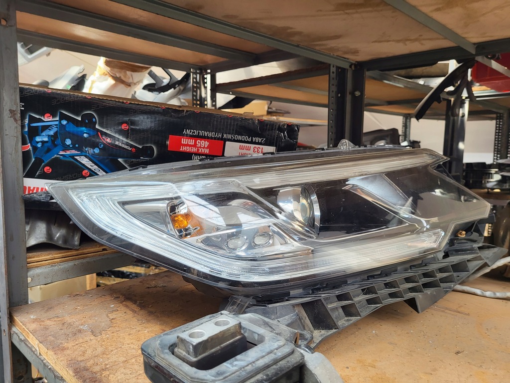 фото №1, Honda crv cr-v iv 4 lift 15- bi-xenon led правий