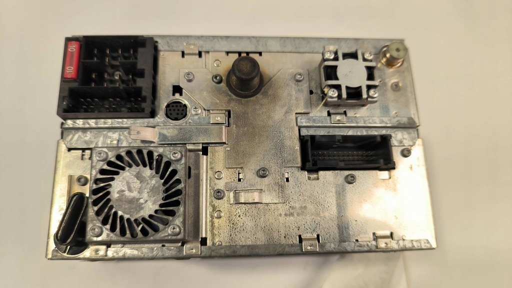 фото №4, Радіо 4d0035192e audi a4 b6