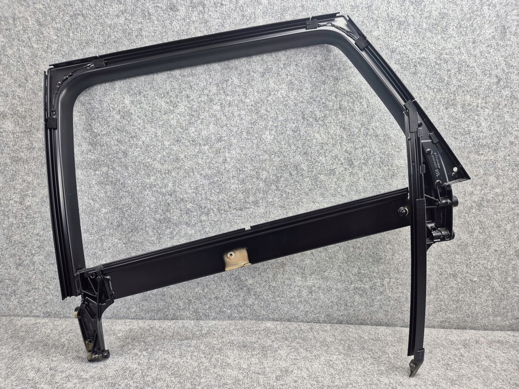 фото №1, Audi a3 8p ościeżnica рама рамка скло двері задня ліва оригінальний номер 8p4839629 b nowa