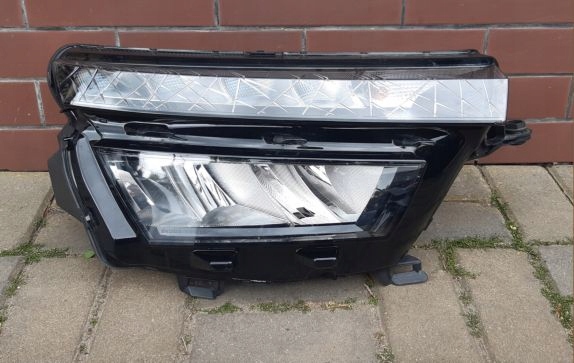 фото №1, Skoda kamiq лампа правая перед full led 658941016