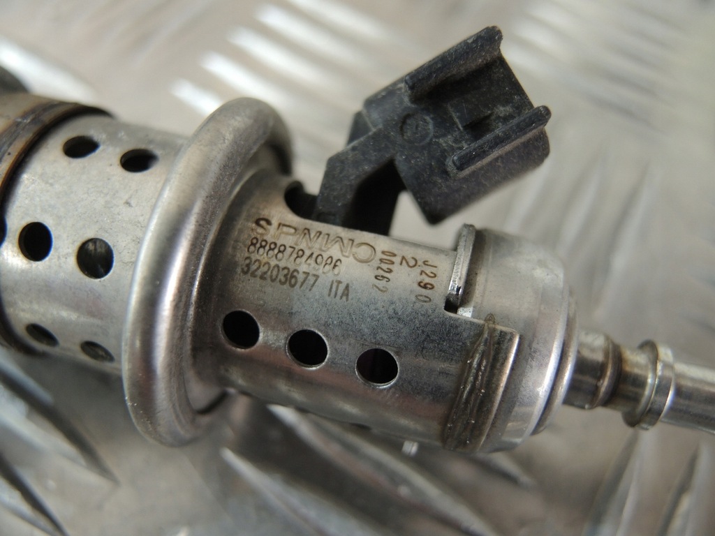 фото №6, Volvo v90 xc60 2.0d форсунка adblue 32203677