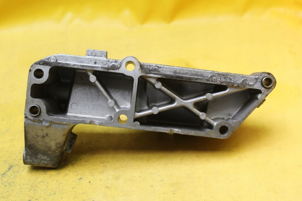 фото №4, Кронштейн двигателя iveco daily iv 2.3 hpi 500376599